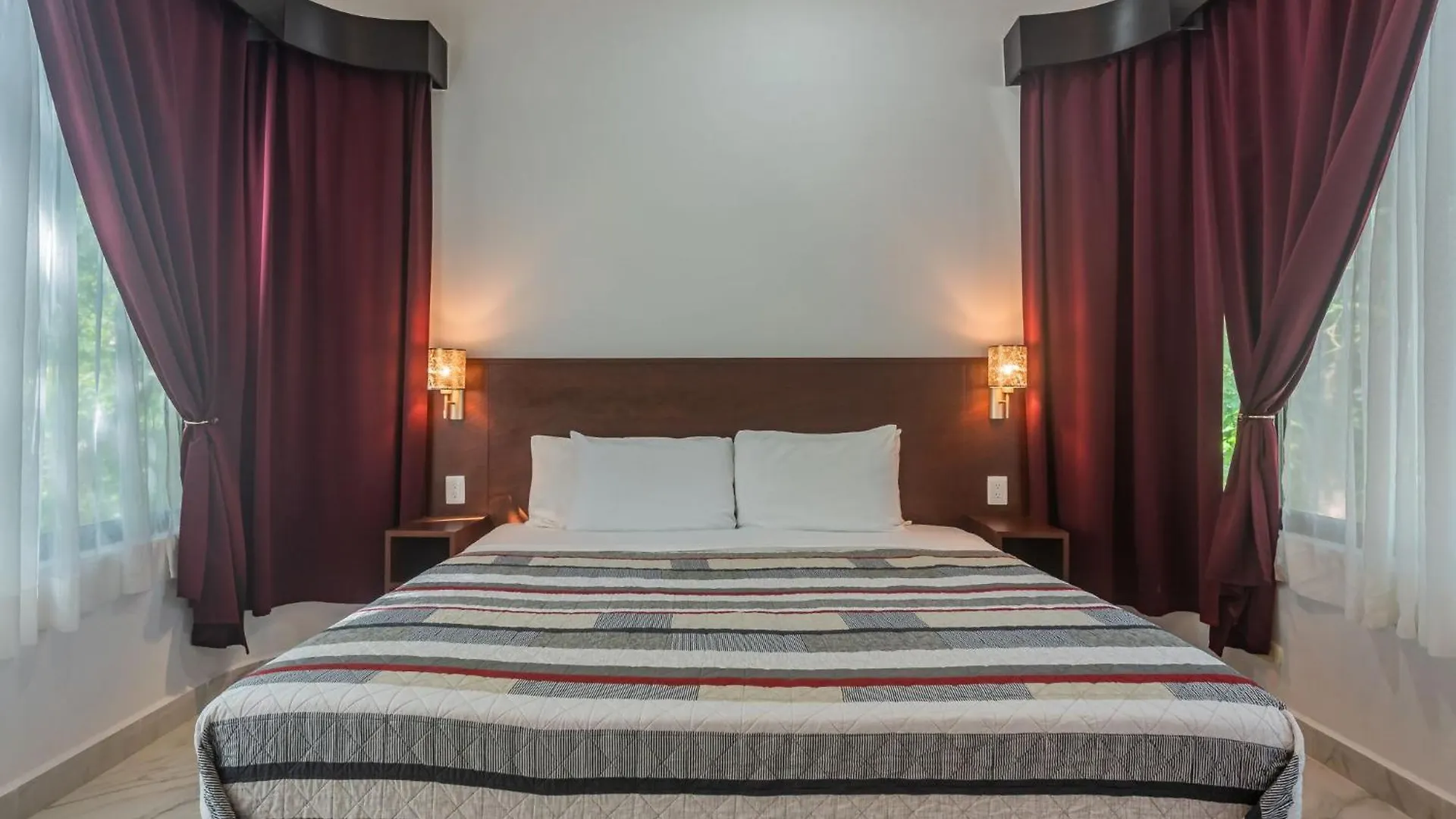 Villa Beach Adventure Relax Holiday Private Pool Bbq Maid Service Golf